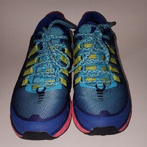 Merrell Women's Agility Peak 4 Sneakers in Blue and Pink